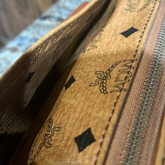 MCM EUC GERMANY Visetos Boston Bag - Picture 7 of 14